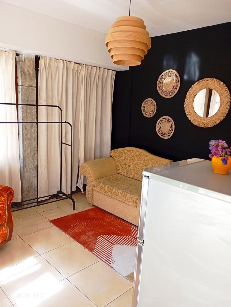 Bed, Living room, Seating area