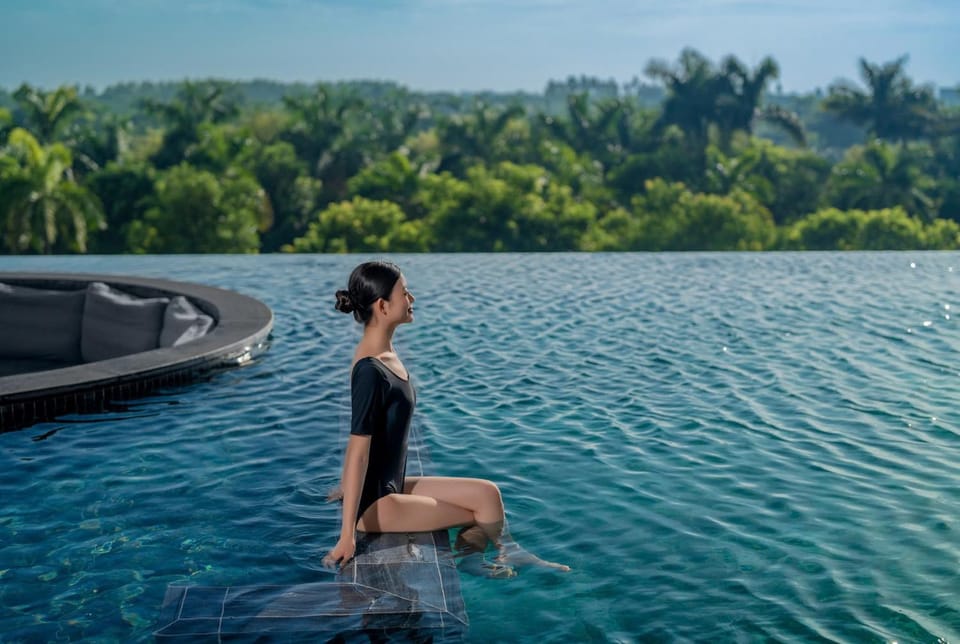 Swimming pool, Swimming pool