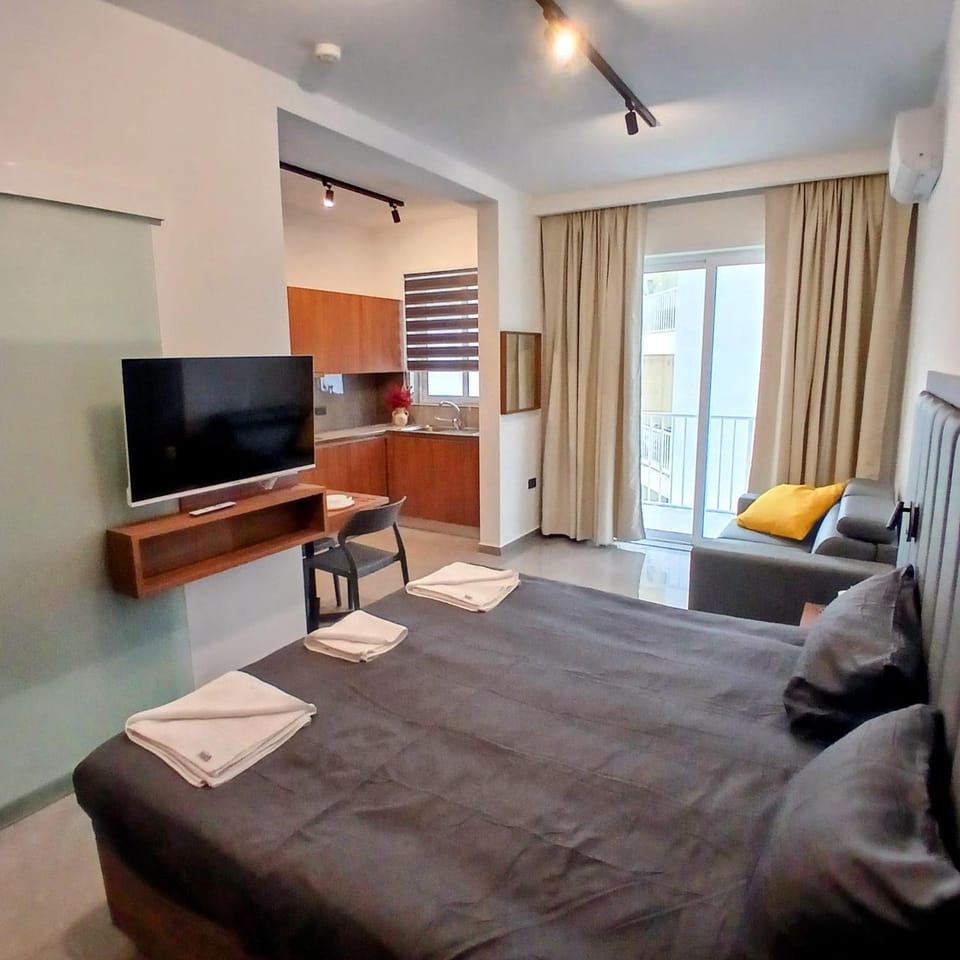 The Black Onyx Bed and Breakfast in Sliema