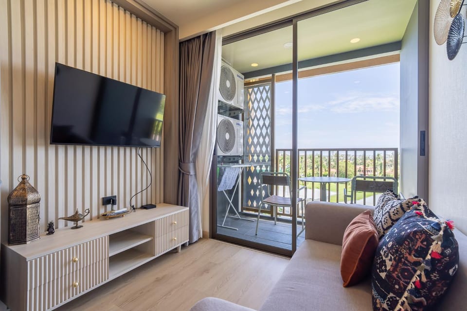 Brand new Ozone Bangtao Condo by Lofty Apartment in Choeng Thale