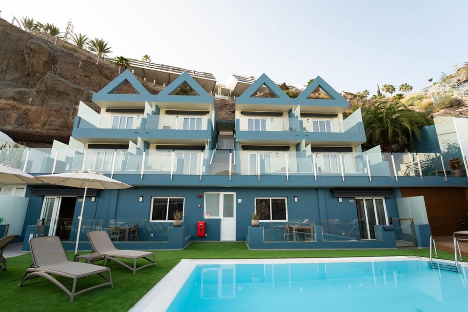 The Hive Boutique Apartments - Adults Only Apartment hotel in Puerto Rico de Gran Canaria
