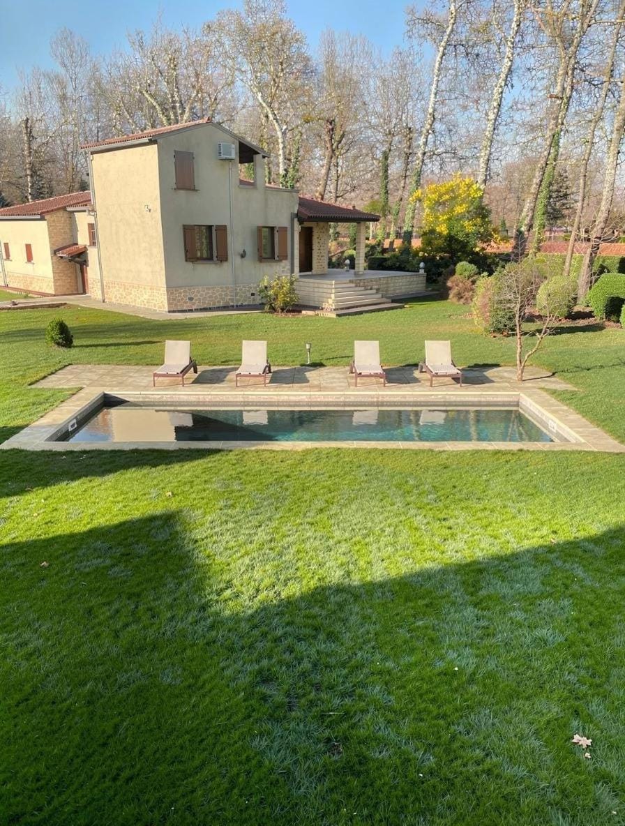 Garden, Swimming pool