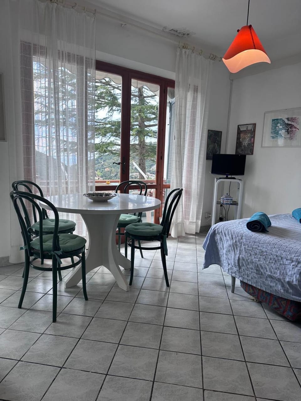 Bedroom, Landmark view