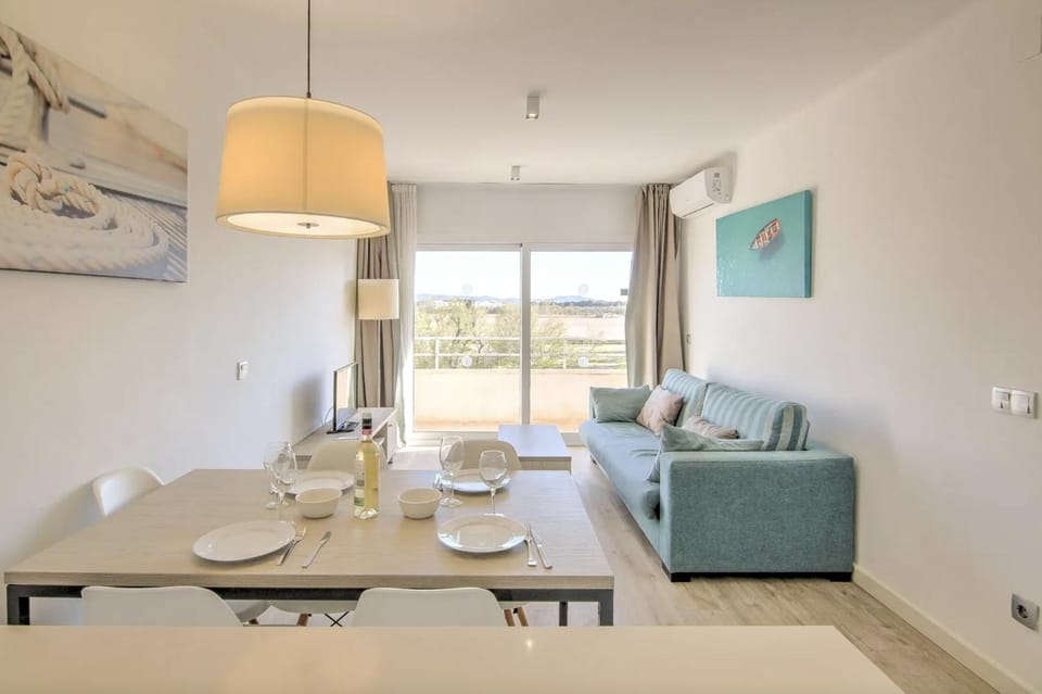 Star 210 Sistach Rentals Apartment in Baix Empordà