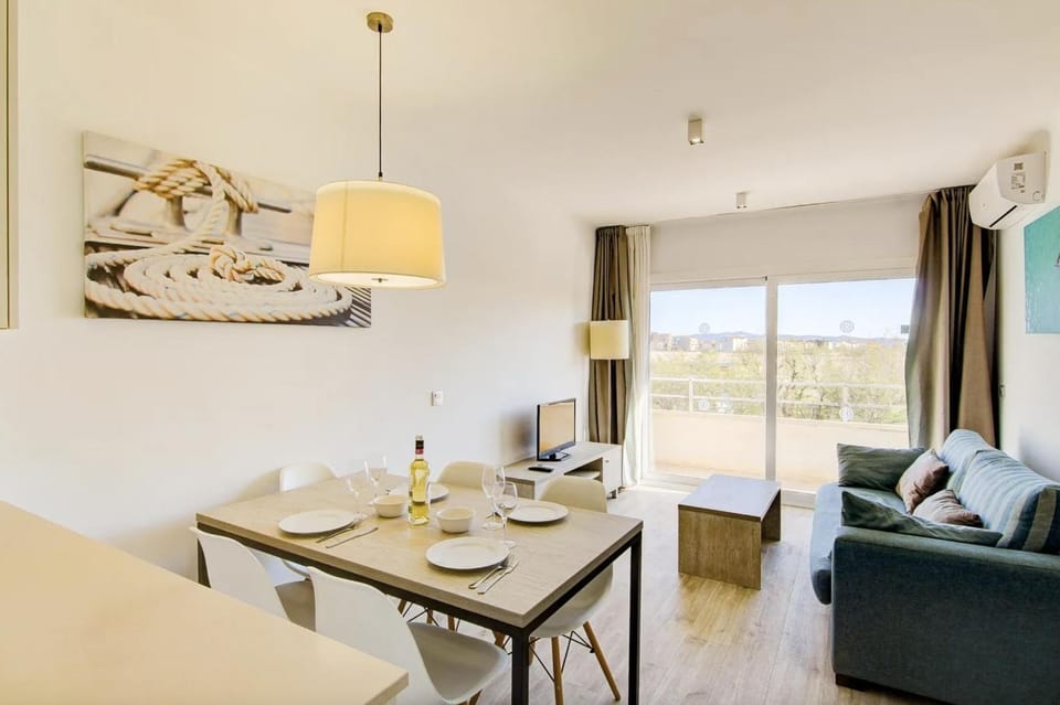 Star 210 Sistach Rentals Apartment in Baix Empordà