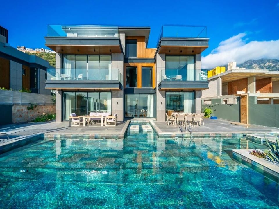 Property building, Patio, Day, Swimming pool