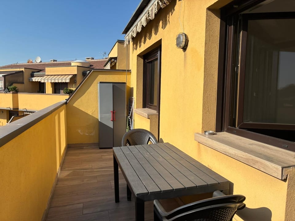 Bilocale con terrazzo Trebbo di Reno BolognaFiere Apartment in Emilia-Romagna