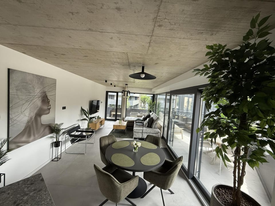 Living room, Seating area, Dining area