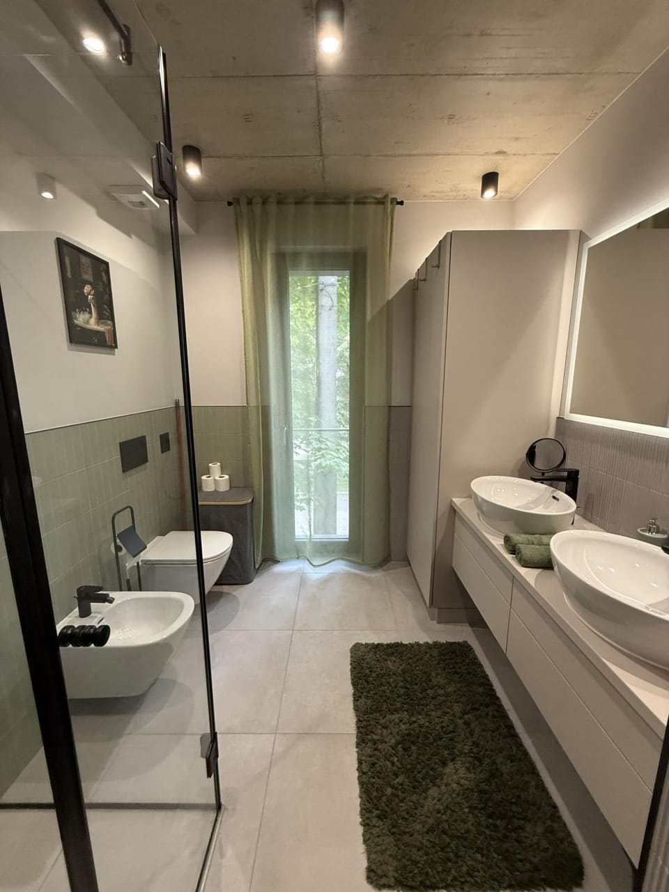 Shower, Toilet, Bathroom, towels