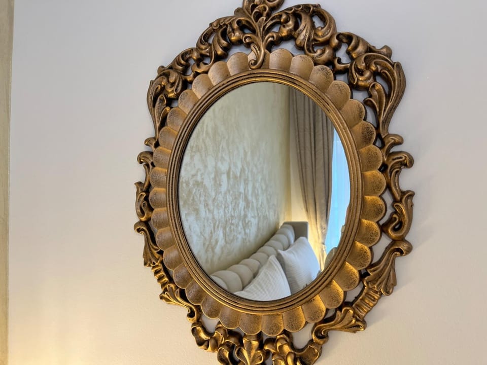 La Luna Deluxe Room with Pool & Jacuzzi, Bikes and Secured Parking Bed and Breakfast in Croatia