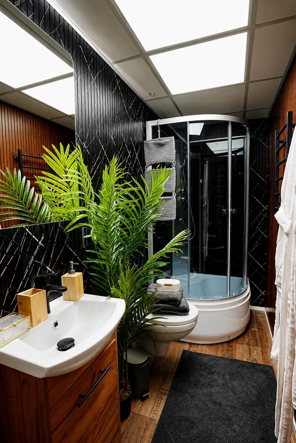 Cofy Rentals - old town, quiet area, air-conditioning, free parking, 24-7 express check-in-out, close to green parks, everything you need for living Apartment in Estonia