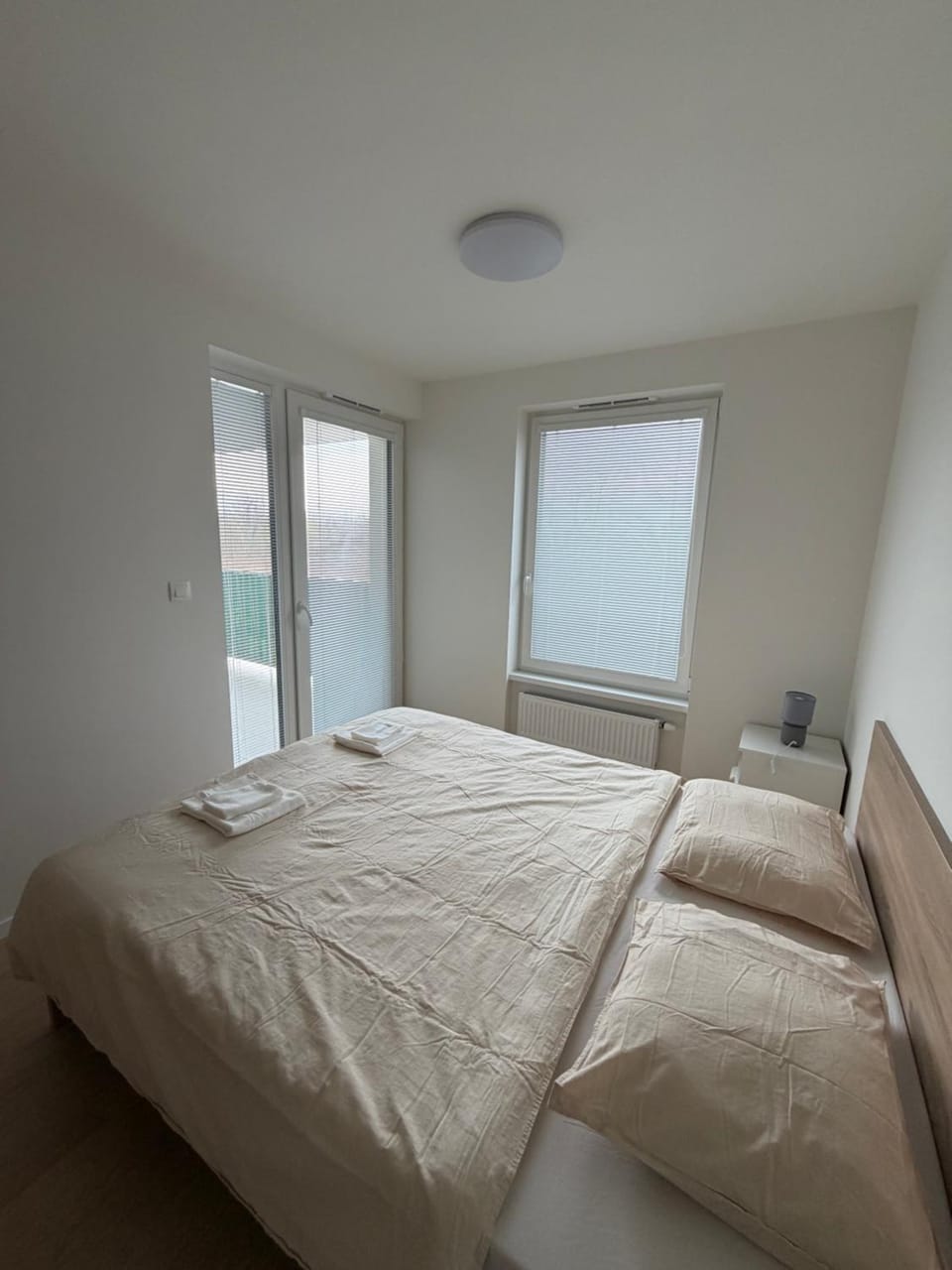 SkyGate apartment with Private Parking Garage Apartment in Bratislava
