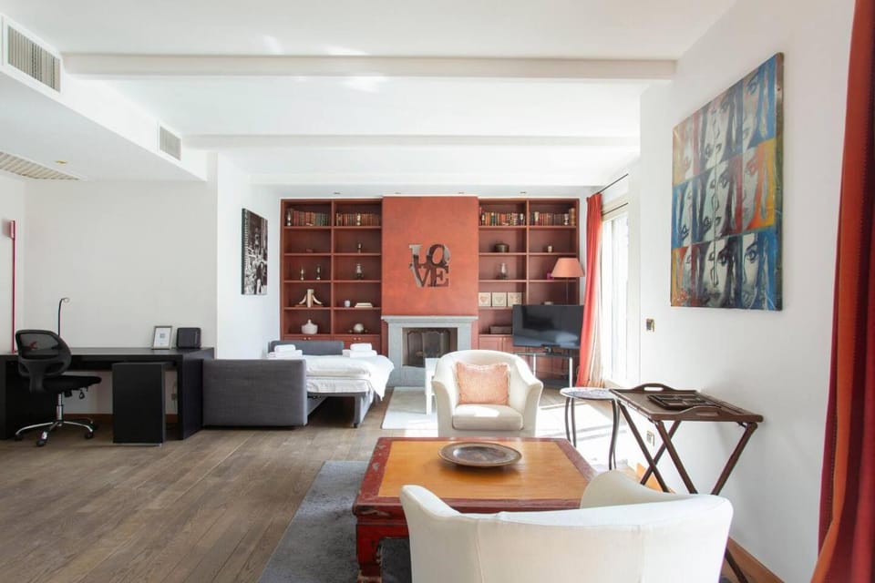 Bed, Day, Night, TV and multimedia, Balcony/Terrace, Living room, Photo of the whole room, Seating area, fireplace, heating, internet