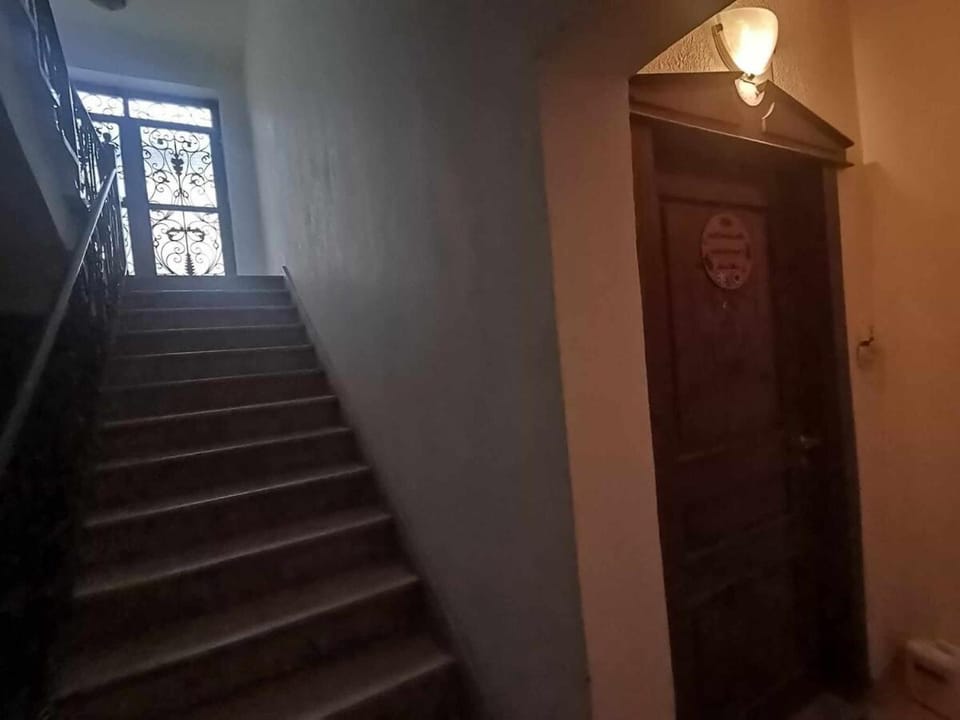 Romantic charming apartment near University Street 99 m nearly amoung the center of public tranportation BRT Apartment in Africa
