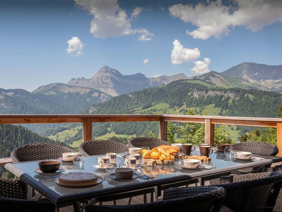 Day, Natural landscape, Summer, View (from property/room), Mountain view