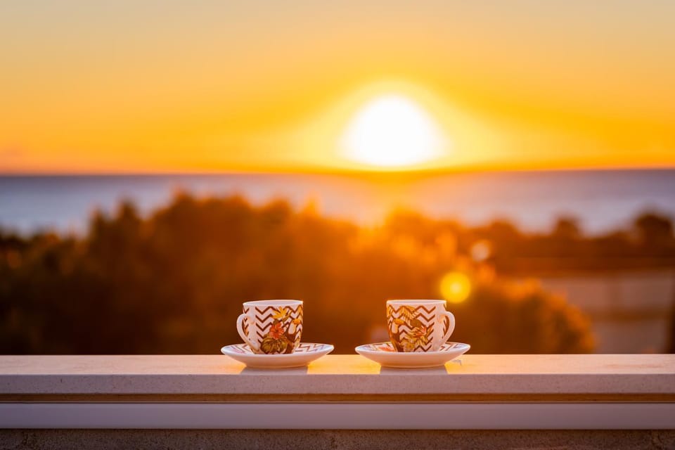 Patio, Balcony/Terrace, Sunrise, Sunset
