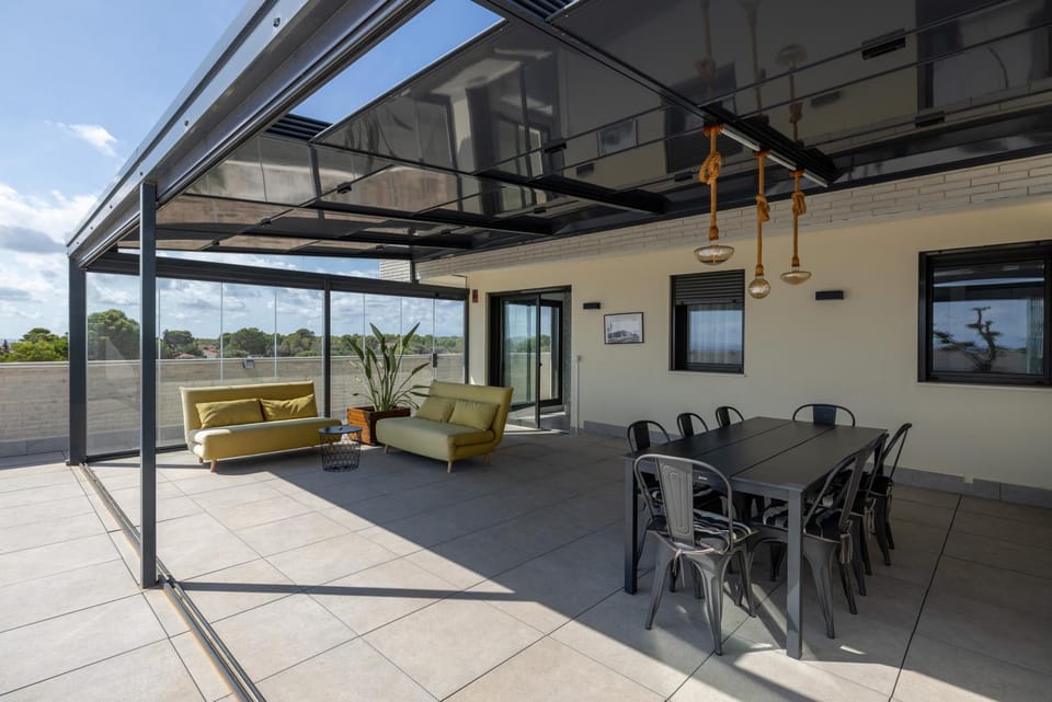 Balcony/Terrace, Balcony/Terrace