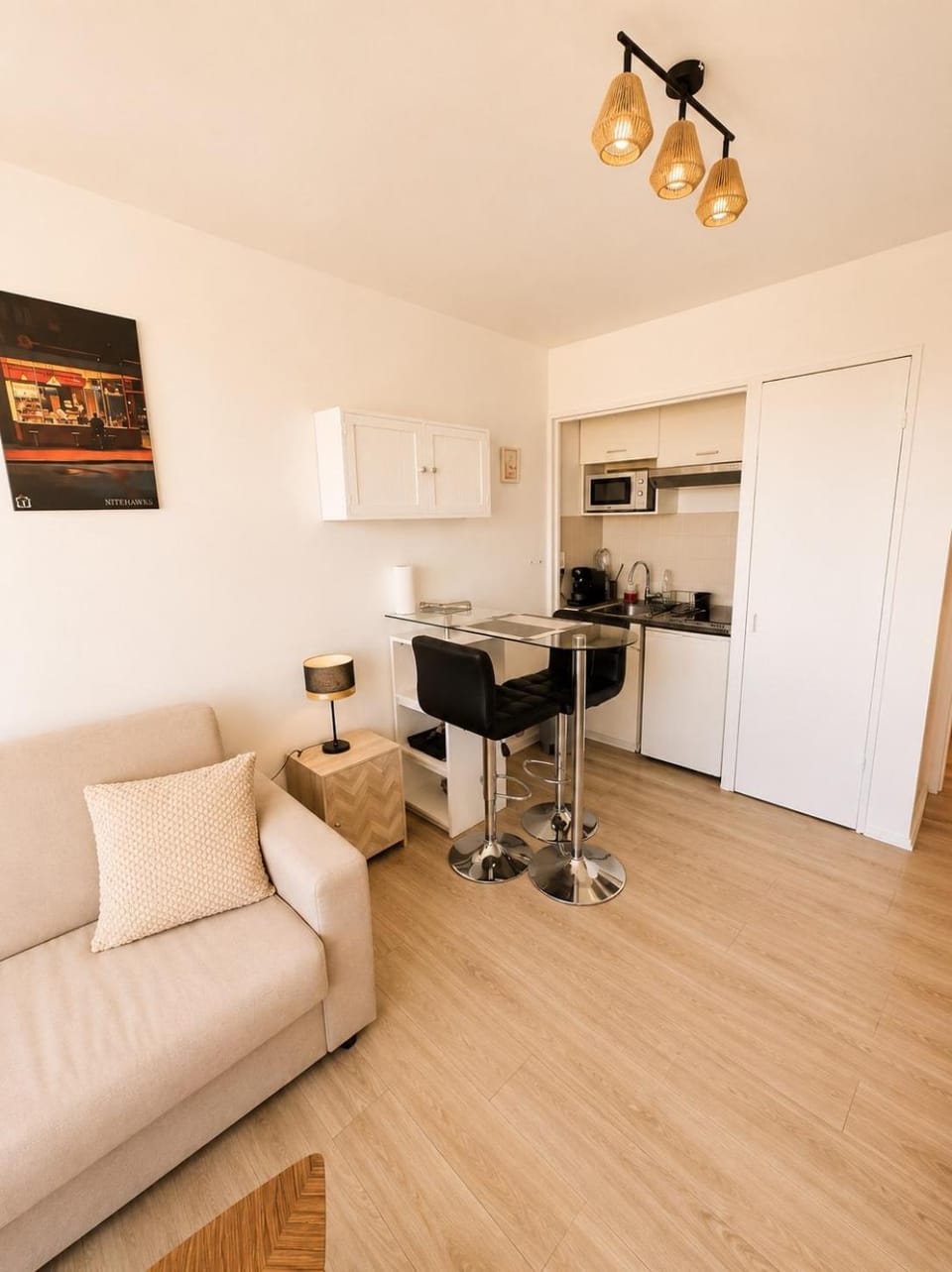 Studio lumineux avec parking et vue dégagée Antibes Apartment in Antibes