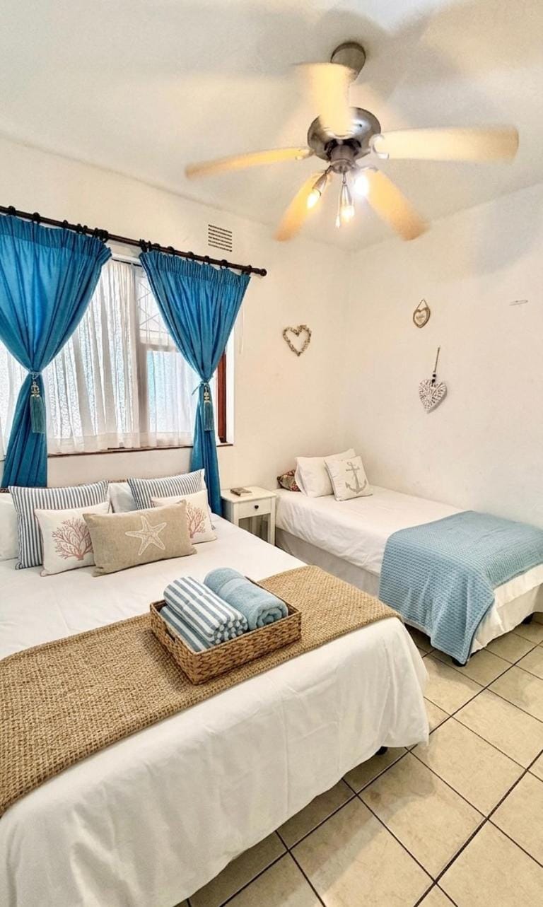 Bed, Beach, Beach, Bedroom, hair dresser, wardrobe