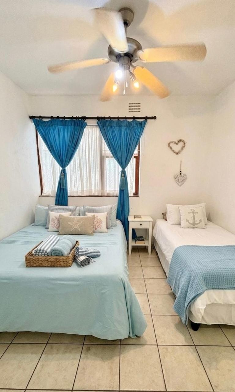 Bed, Beach, Beach, Bedroom, wardrobe