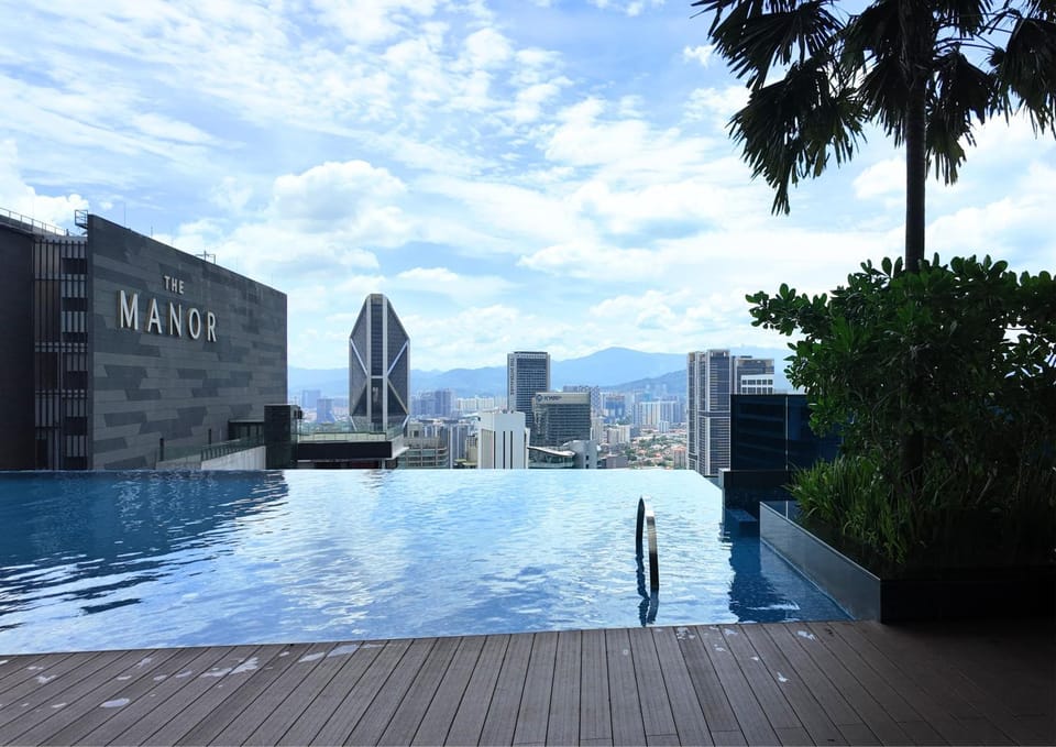 Day, City view, Mountain view, Pool view, Swimming pool