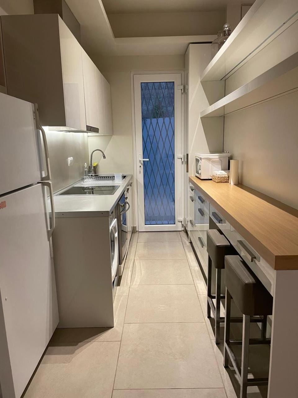 Kitchen or kitchenette
