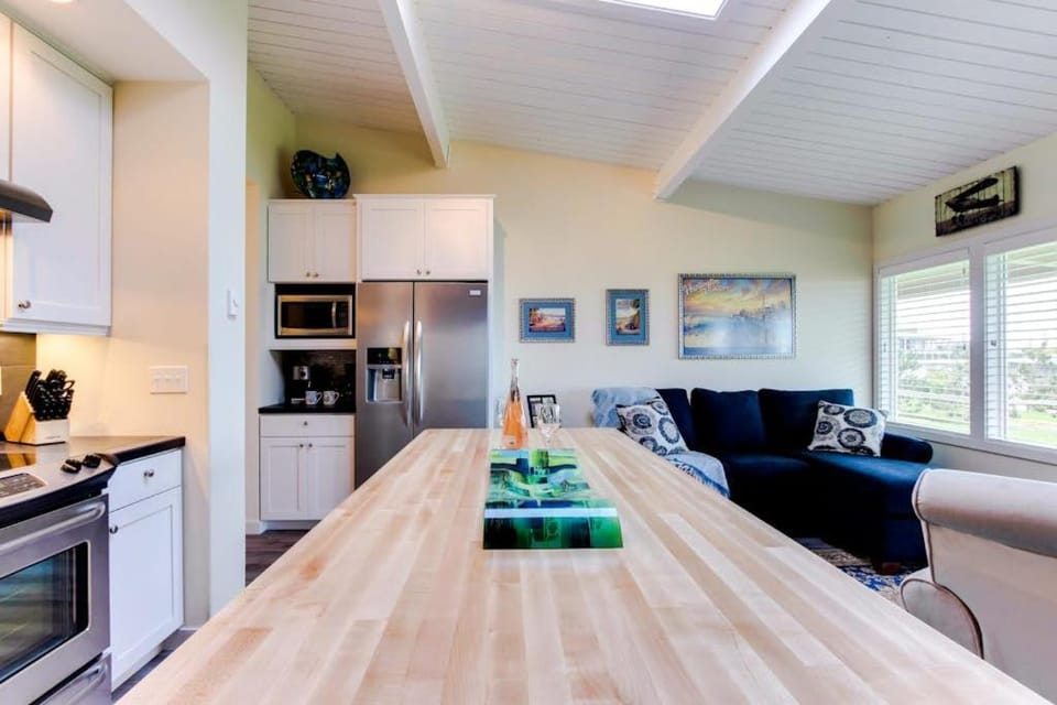 Oceanfront getaway close to Gearhart Golf Links no pets House in Gearhart