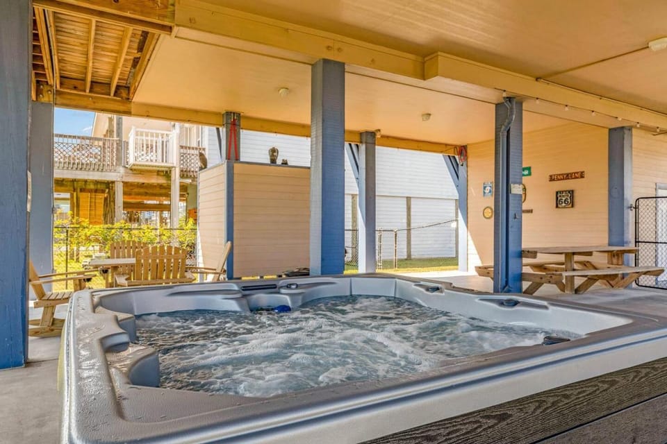 Hot Tub