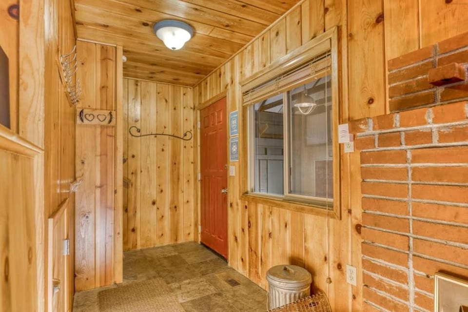 Cozy pine interior home in the heart of Government Camp House in Government Camp