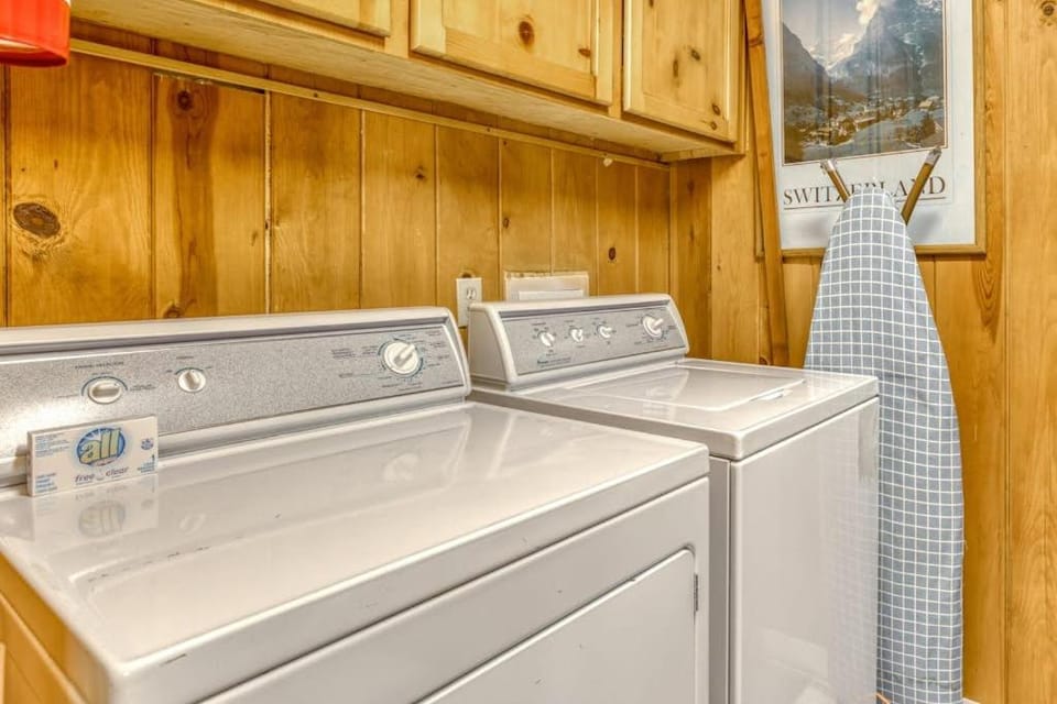 Cozy pine interior home in the heart of Government Camp House in Government Camp