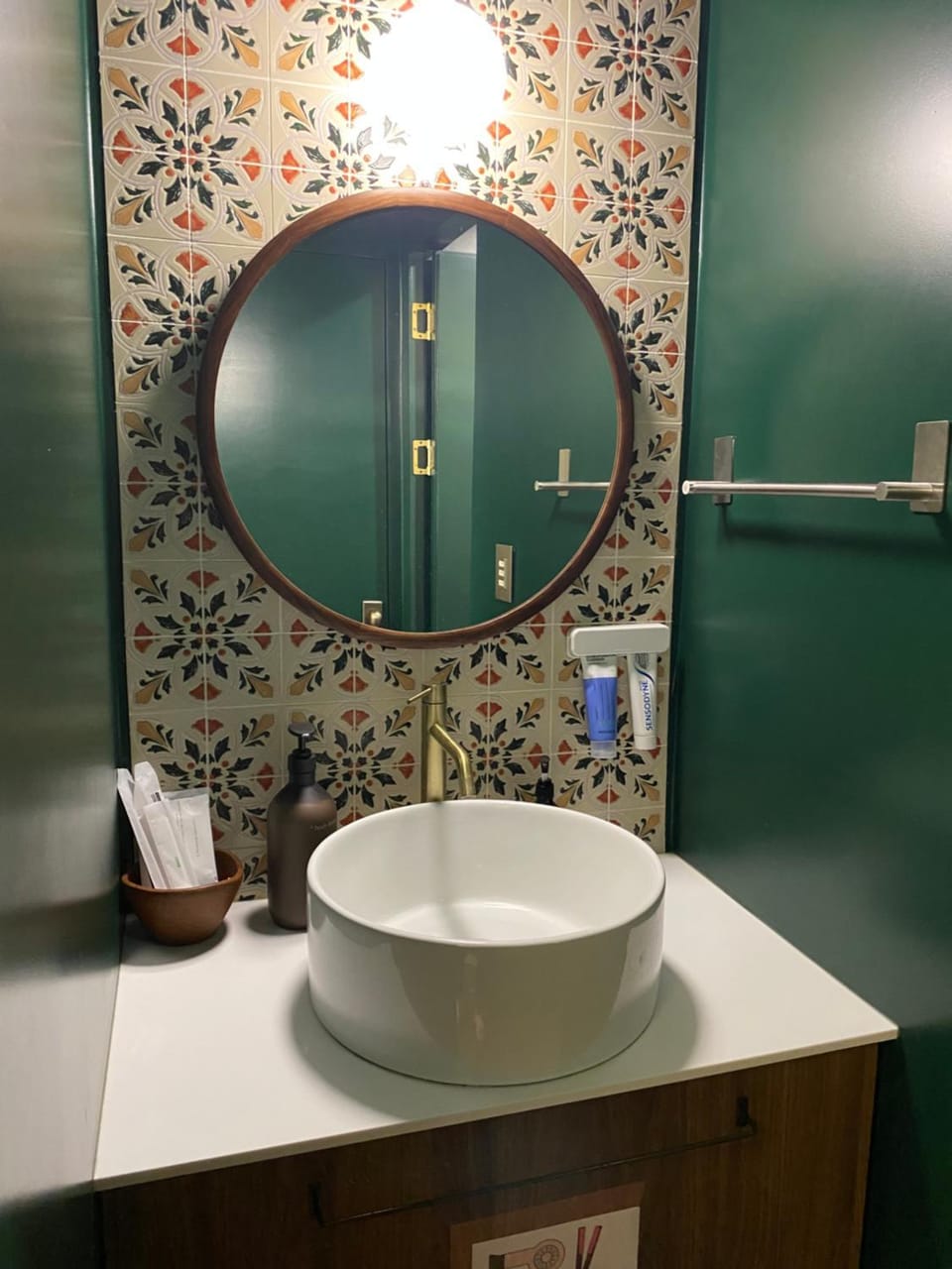 지하철 2분 , 6인3룸4베드 ,독채 , 마당 ,동대문 명동 경복궁 10분 ,성수 홍대 20분 Apartment in South Korea