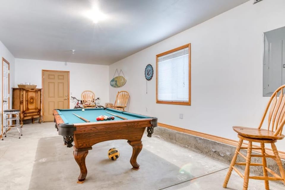 Dog-friendly house near the beach with spectacular views and pool table House in Seaside