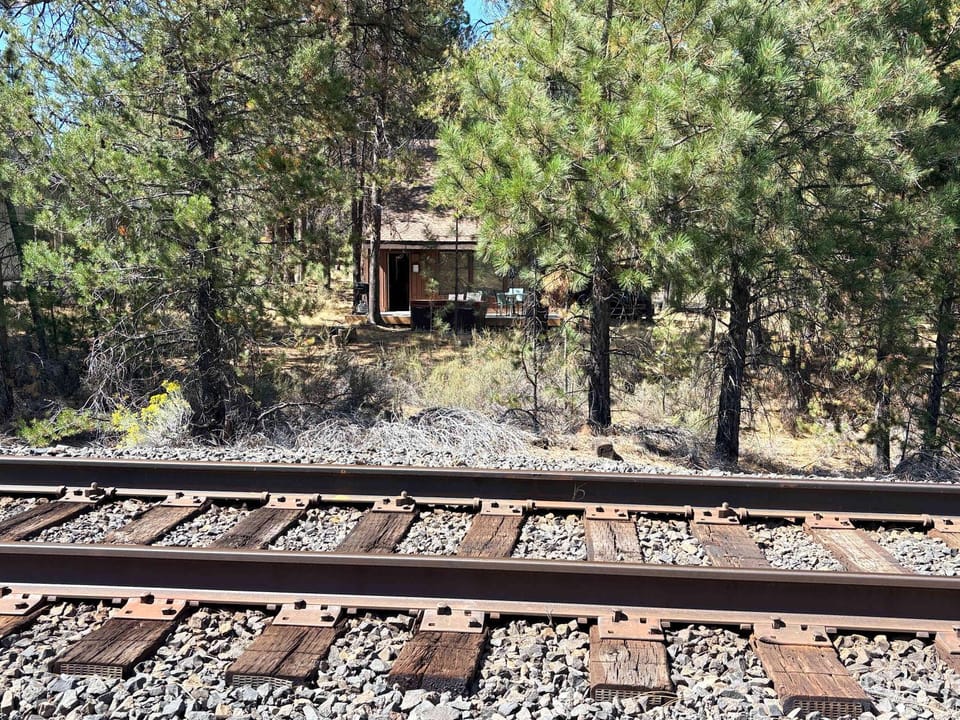 Updated Sunriver Home with Private Hot Tub & SHARC Passes for Pools - 2 Dogs OK House in Sunriver