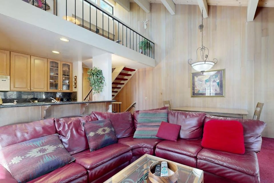 Kingwood Village Condo with Sparkling Pool -- Near Beach & Northstar House in Tahoe Vista
