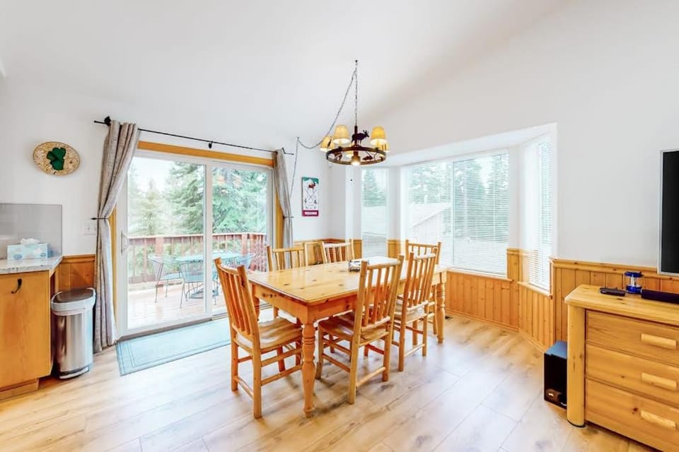 Mountain Home W&Decks Gas Grill & Fireplace - Near Northstar California Resort House in Tahoe Vista
