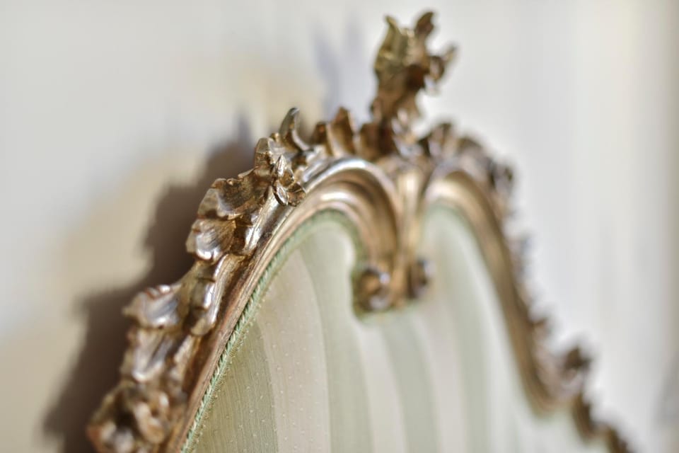 Decorative detail, Bedroom