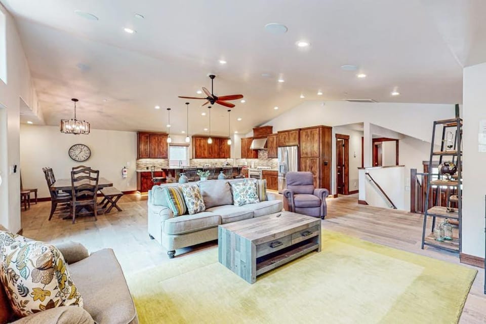 Mountain Modern Home with game room pool table private hot tub and more House in South Lake Tahoe