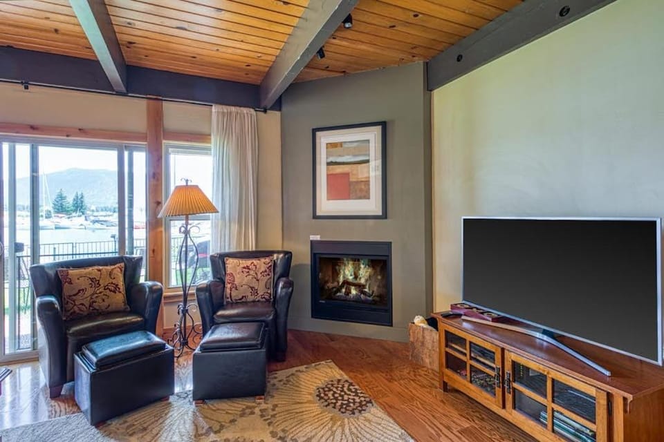 Two-story lakefront condo with access to dock hot tub pool & tennis House in South Lake Tahoe