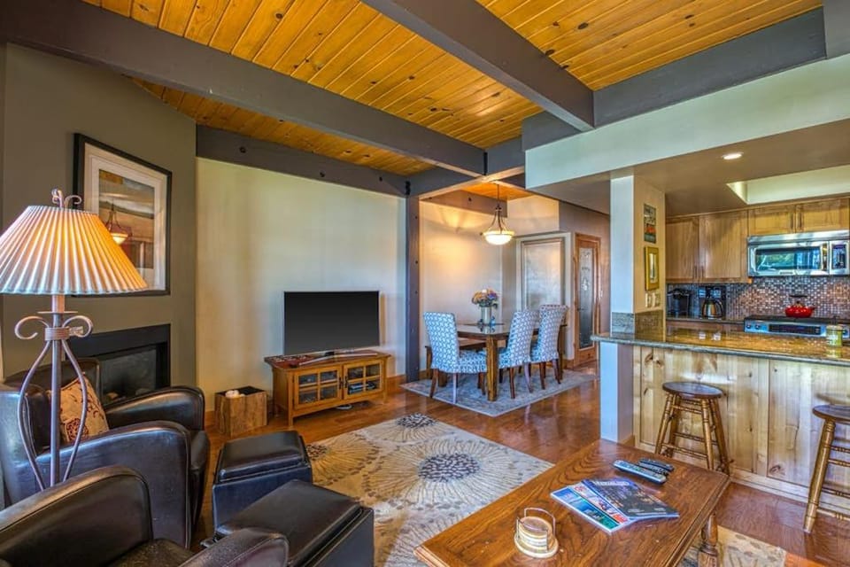 Two-story lakefront condo with access to dock hot tub pool & tennis House in South Lake Tahoe
