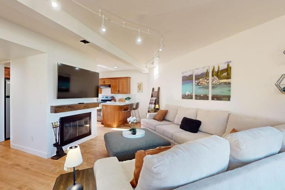 Waterfront townhouse with dock & mountain view - close to skiing hiking & beach House in South Lake Tahoe