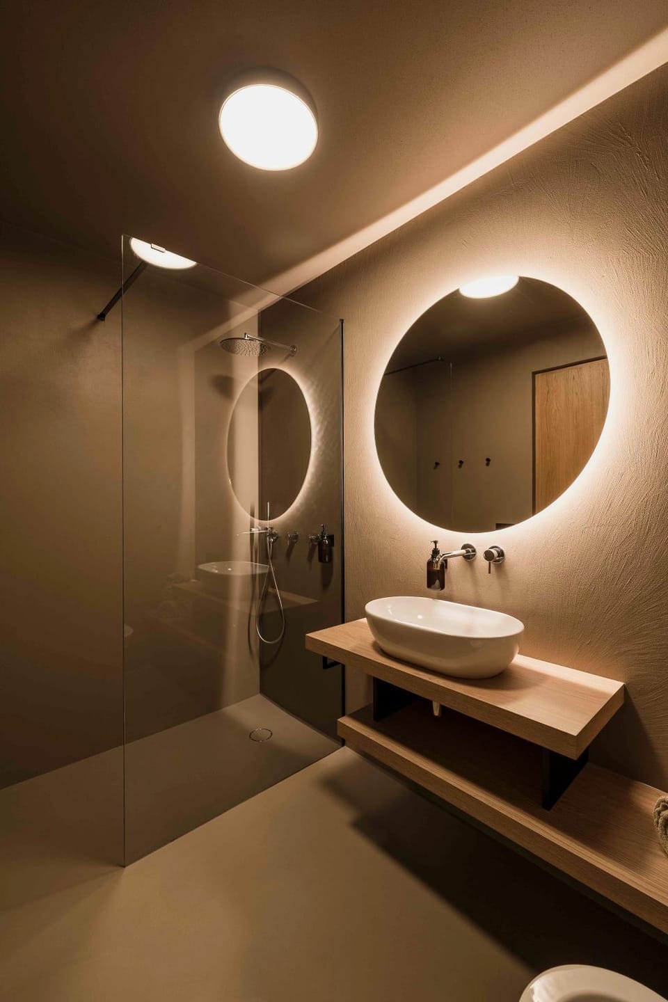 Property building, Bathroom, Living room