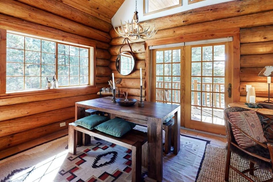 Dog-Friendly Classic Log Cabin with Game Room Deck & Views Cabin in Truckee