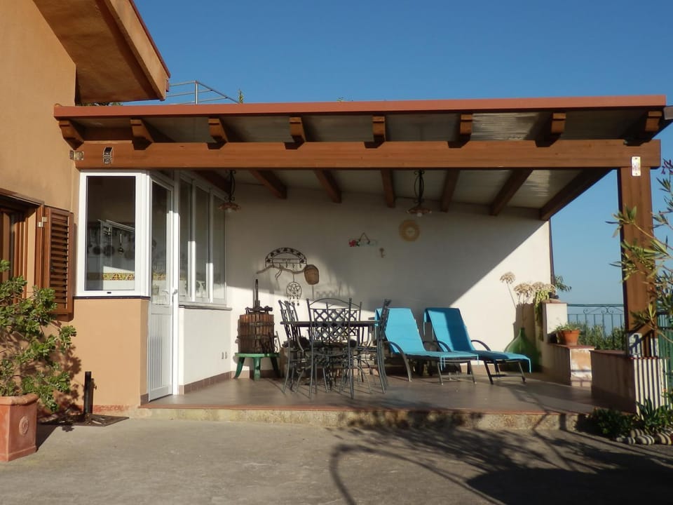 Balcony/Terrace, Dining area