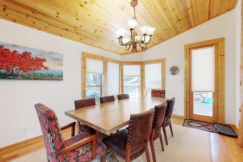 Wooded Luxury at Modern Tahoe Donner Retreat with Private Deck in the Pines House in Truckee