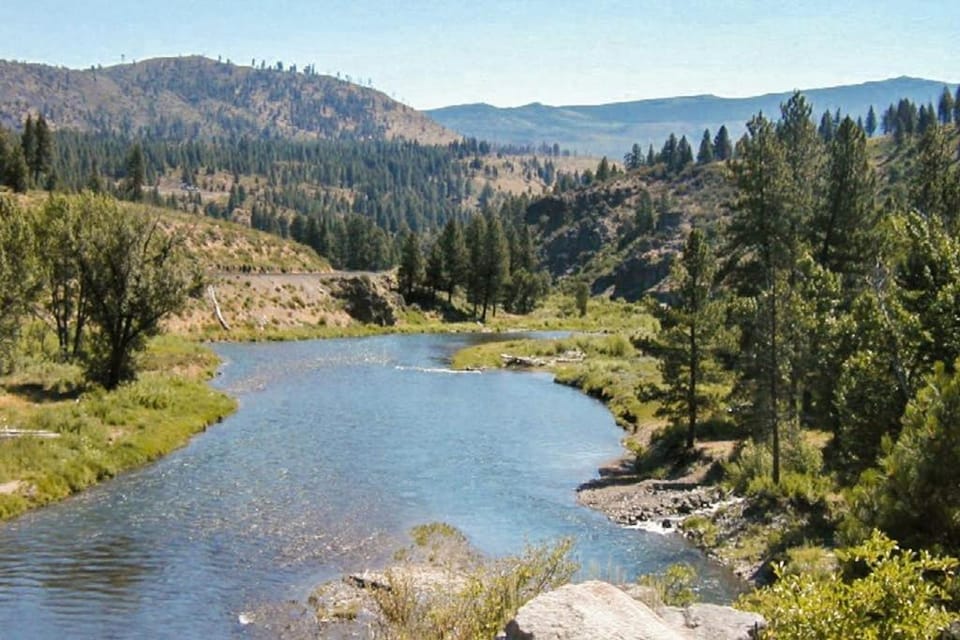 Lodge-Inspired Home Near 5-Star Tahoe Donner Facilities & Ski Resorts House in Truckee