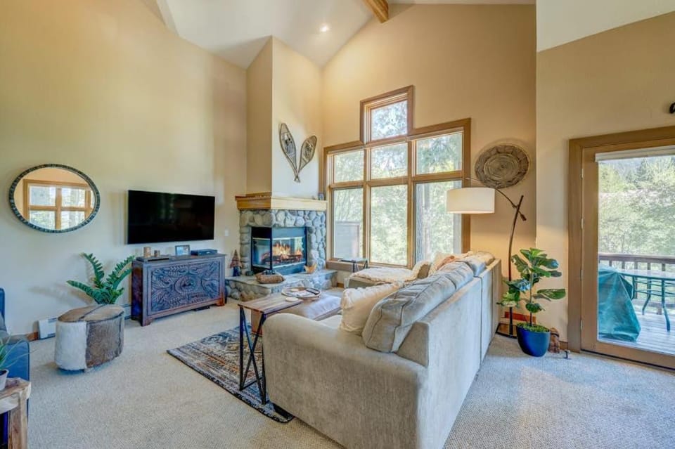 Idyllic Incline Village Getaway House in Incline Village