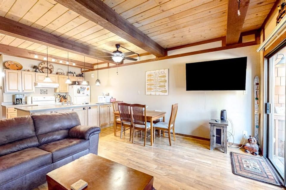 Rustic townhome in a great location with wood stove grill balcony & internet House in Incline Village