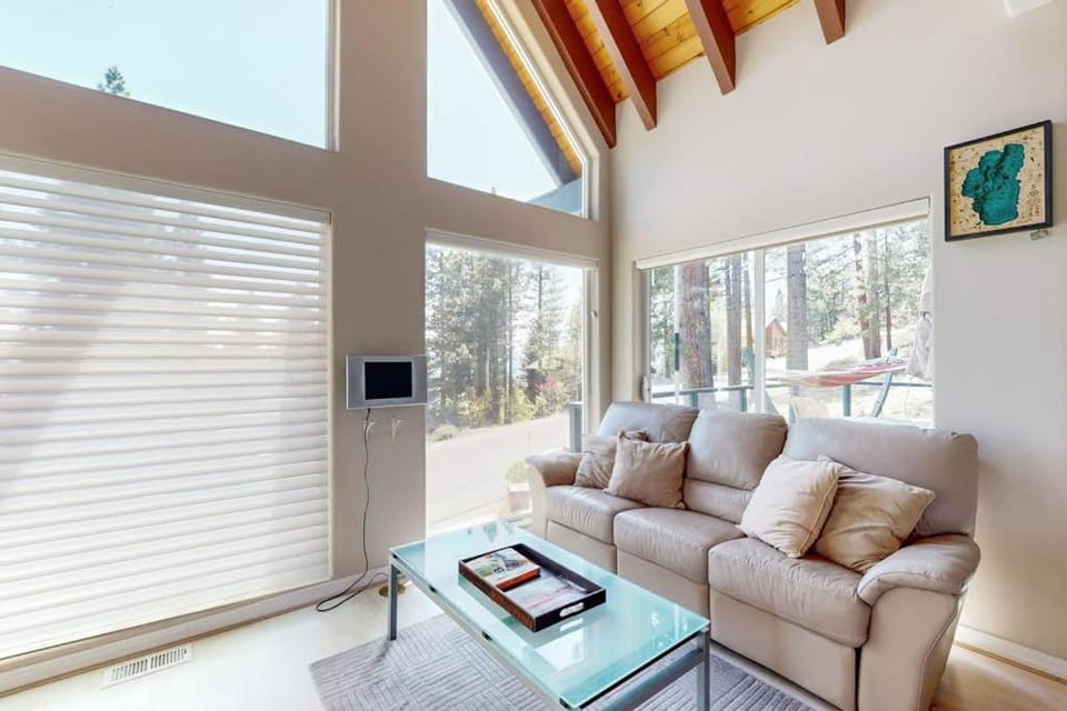 Lake view escape with private scenic deck heated driveway House in Incline Village