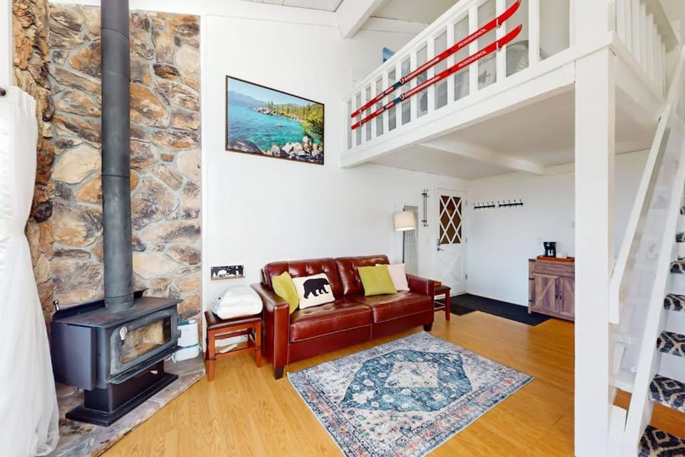 Tahoe Village condo in Stateline with mountain views sleeps 4 House in Kingsbury