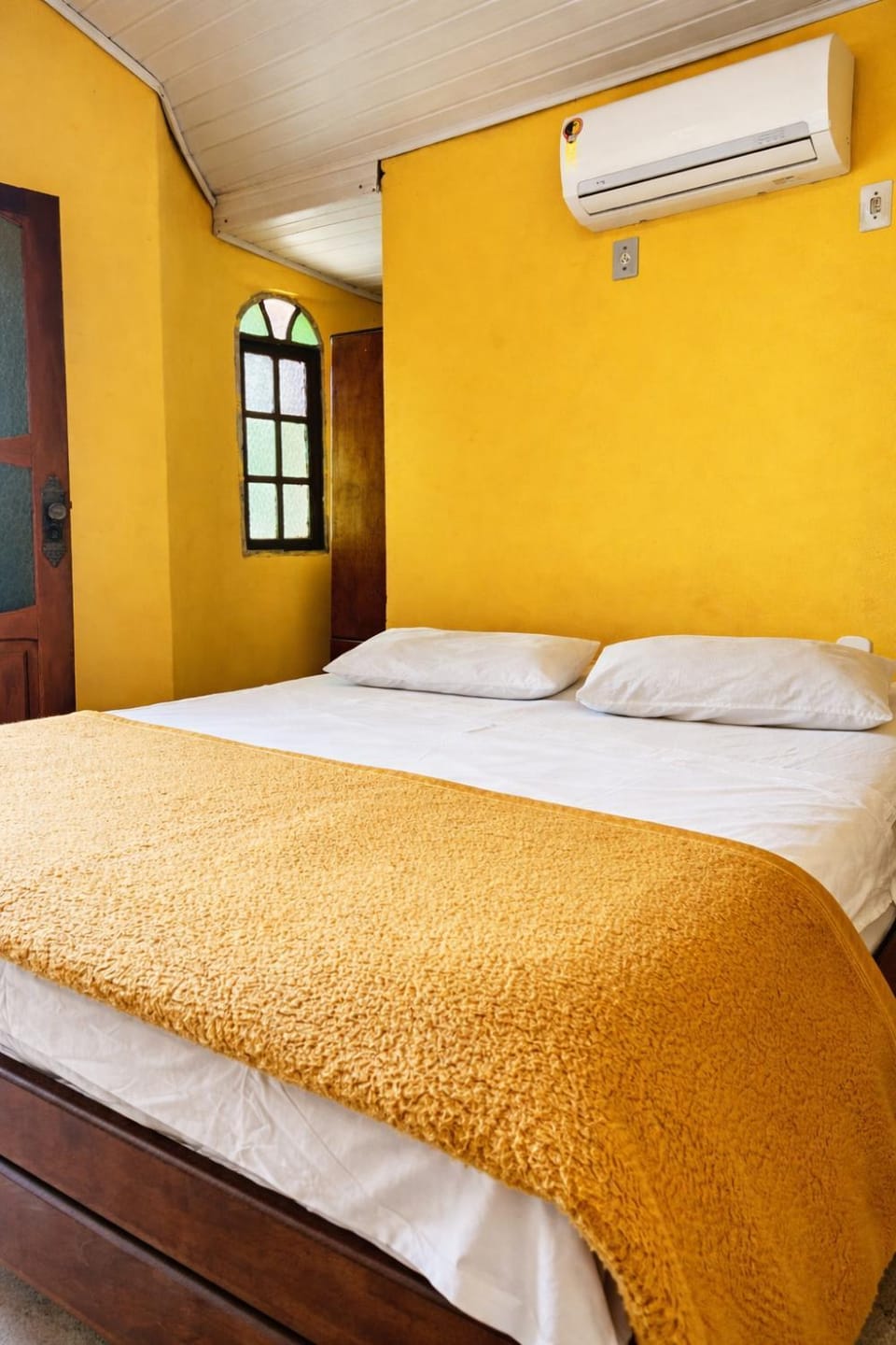 Pousada Casarão Piúma Inn in State of Espírito Santo, Brazil